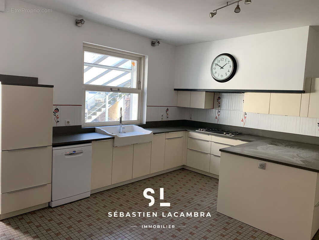 Appartement à SAINT-JUERY