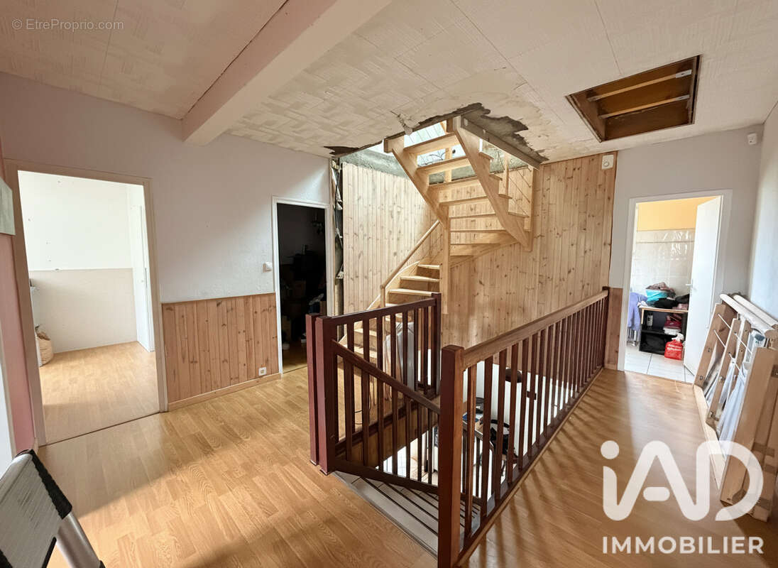 Maison 263 m² à Orvault  - photo 6