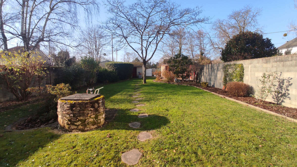 Maison à CHATELLERAULT