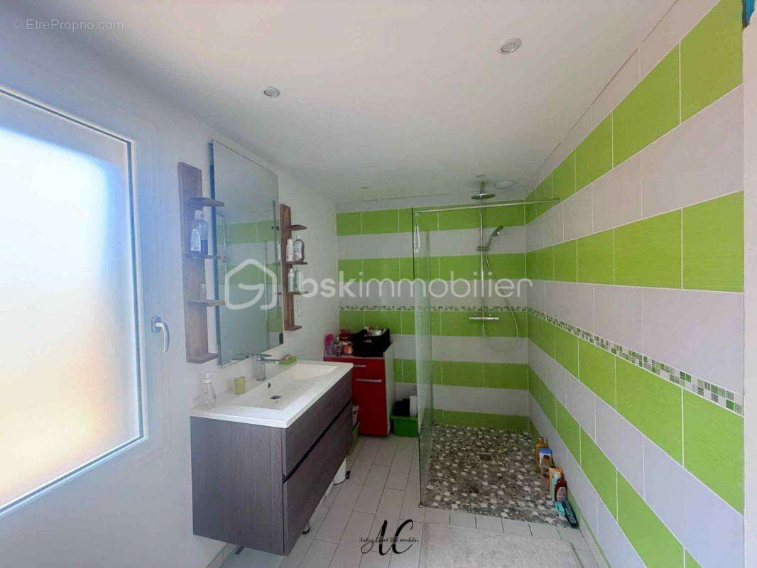 Maison à CHATEAUNEUF-SUR-SARTHE