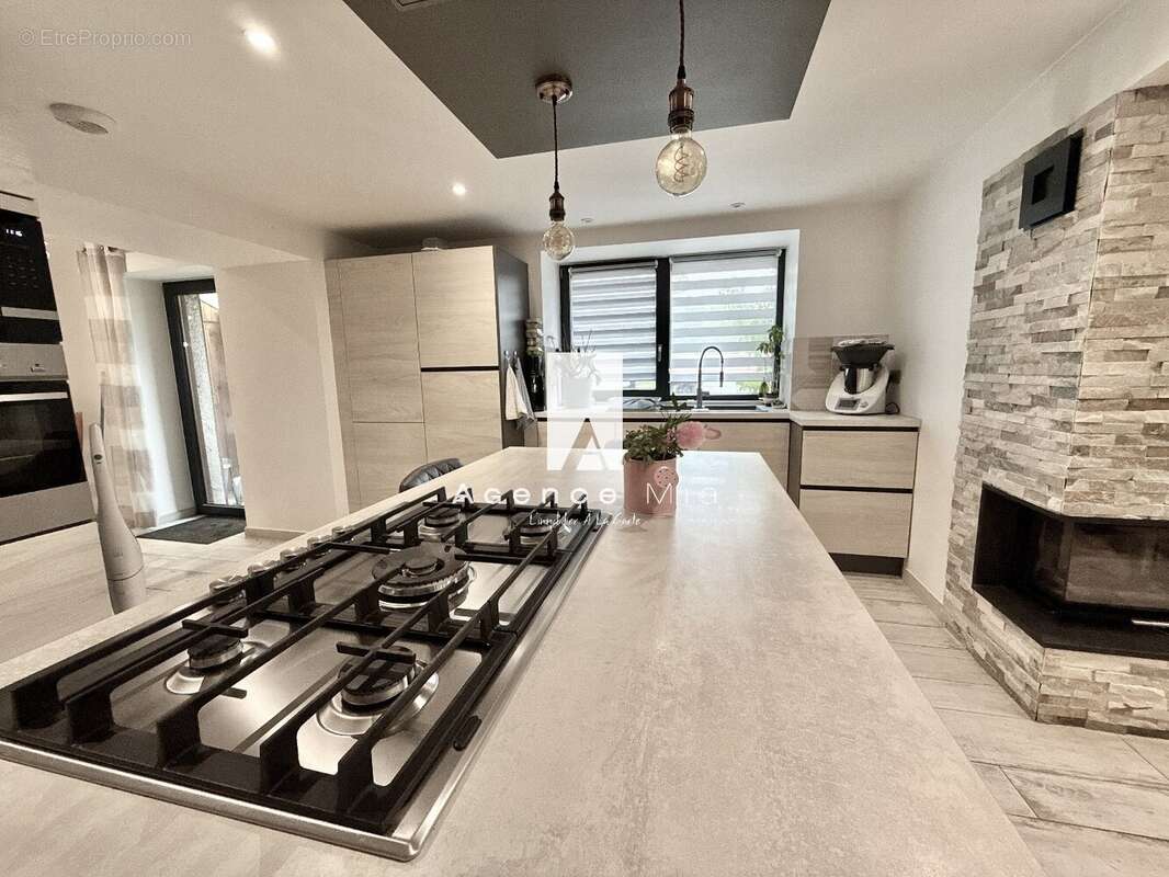 Maison à CHAMPANGES