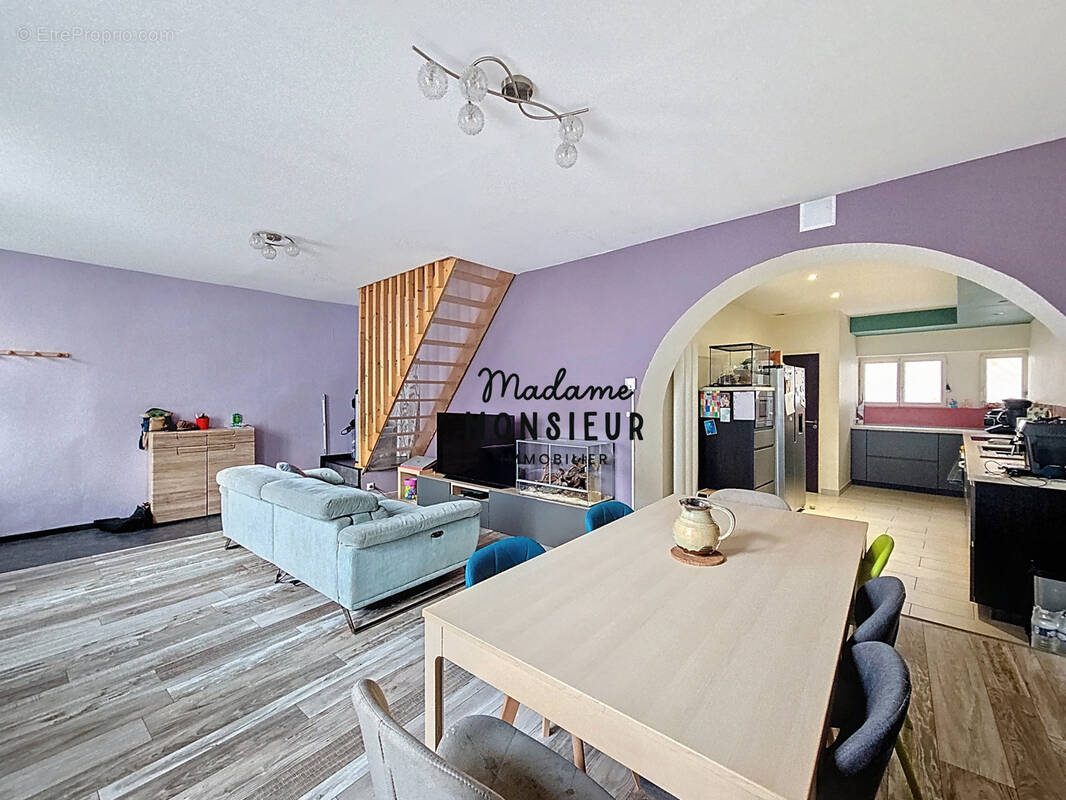 Maison à BOURGOIN-JALLIEU