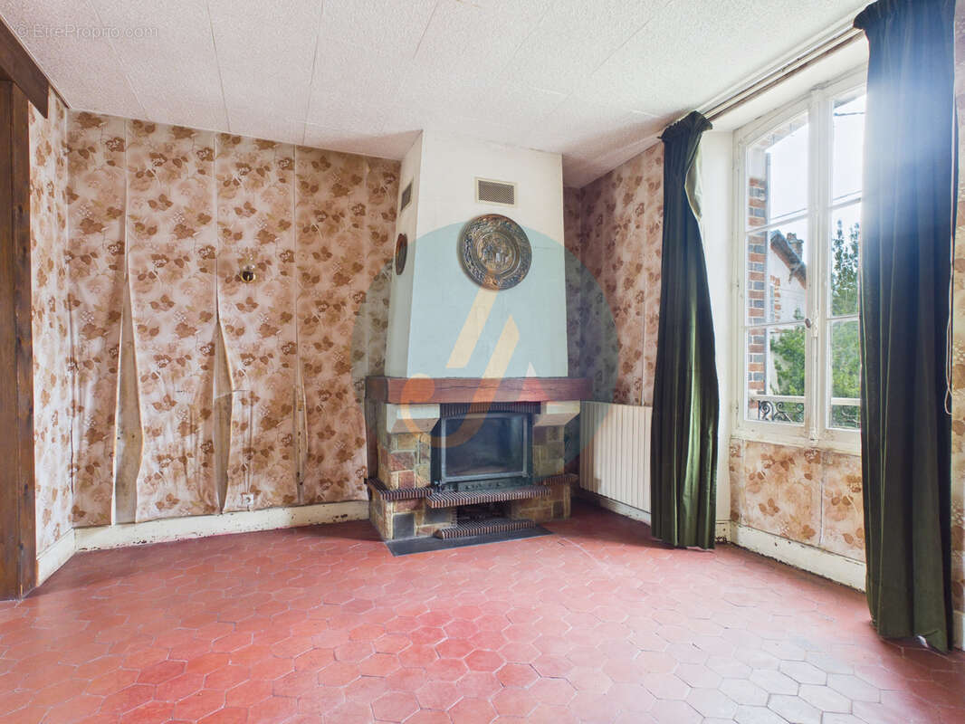 Maison à COURTENAY
