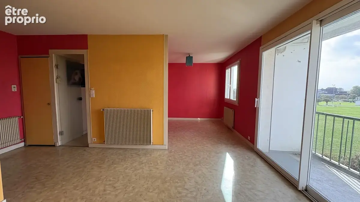 EXCLUSIVITE - NIORT Appartement T3 de 68m2 avec balcon et garage - photo 4