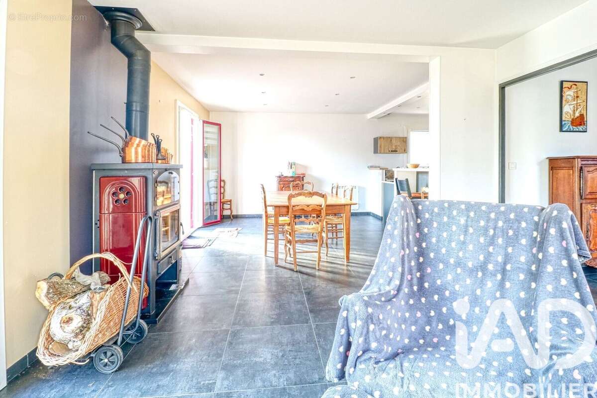 Photo 2 - Maison à SAINT-PRIX