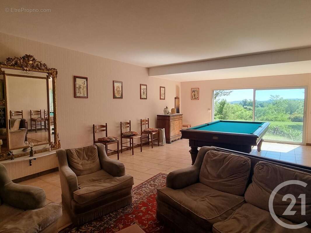 Maison à POUILLY-SUR-LOIRE