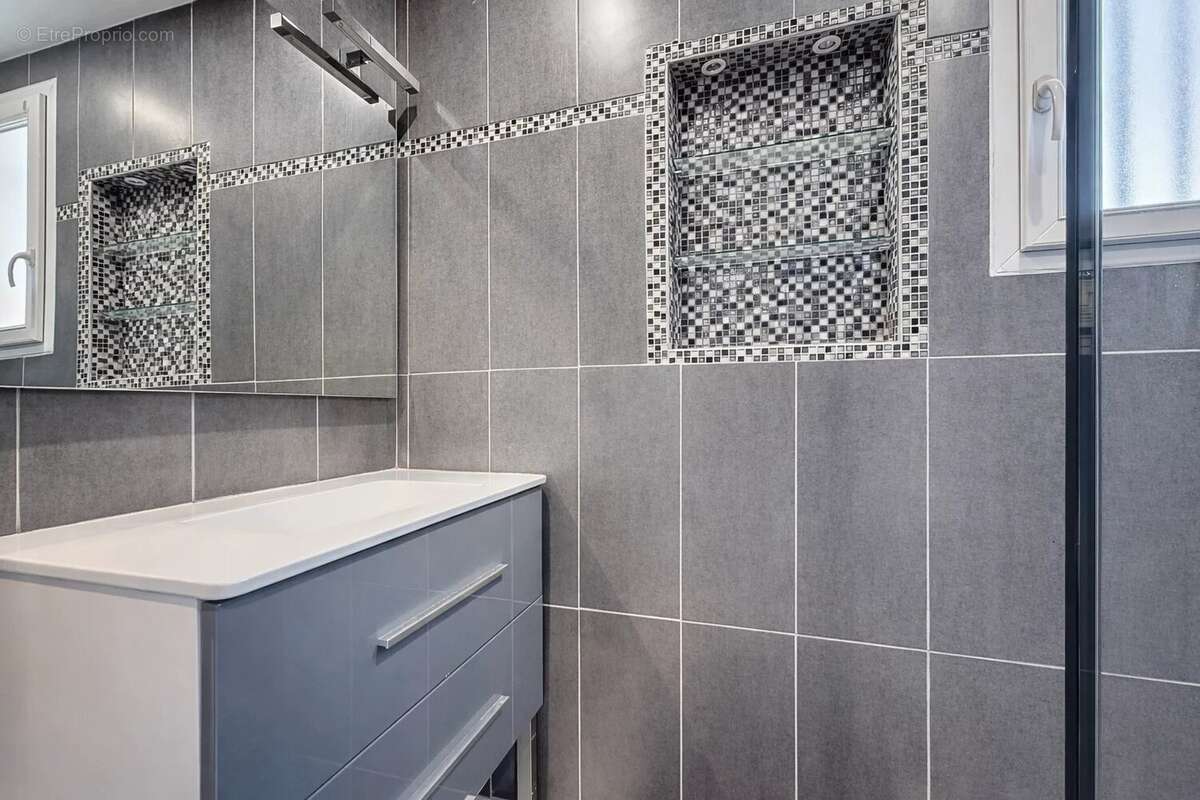 Appartement à MARSEILLE-14E