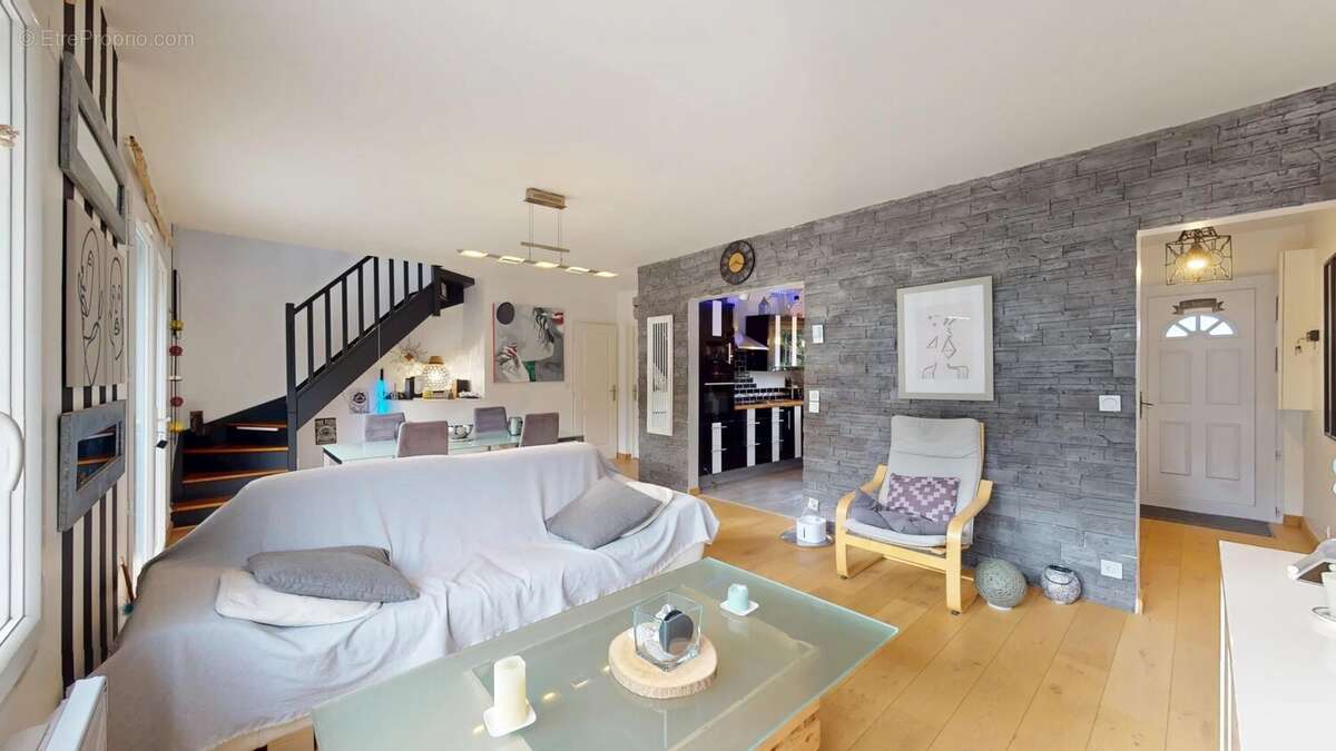 Maison à MONTFERMEIL