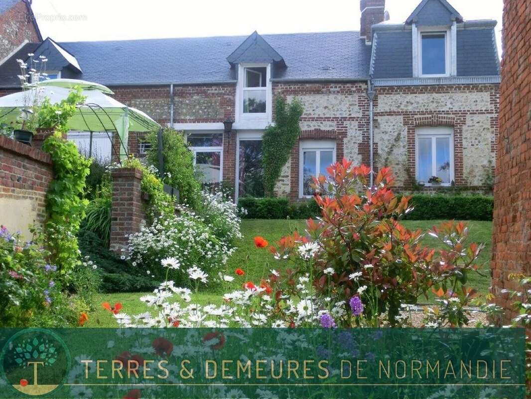 Maison à PONT-L&#039;EVEQUE