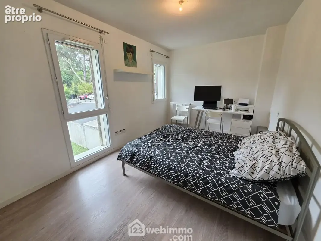 L'espace nuit composée d'une chambre de 13.6 m²
