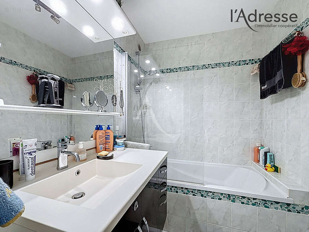 Appartement à SURESNES