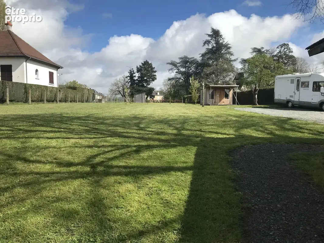 Maison de ville charmante, renovée et seule - photo 2