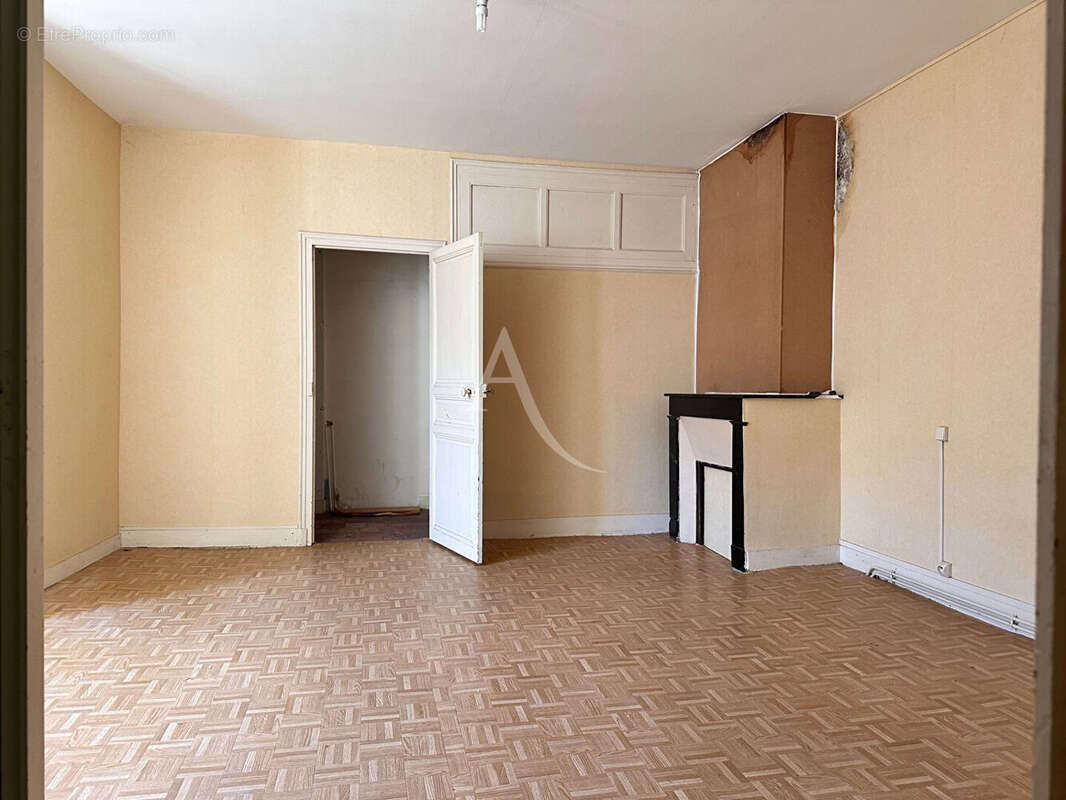 Maison à BEAUFORT-EN-VALLEE