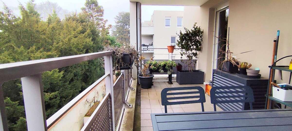 Tassin La Demi Lune Magnifique appartement 4 pièces de 87 m2 avec terrasse 13m2 - photo 2