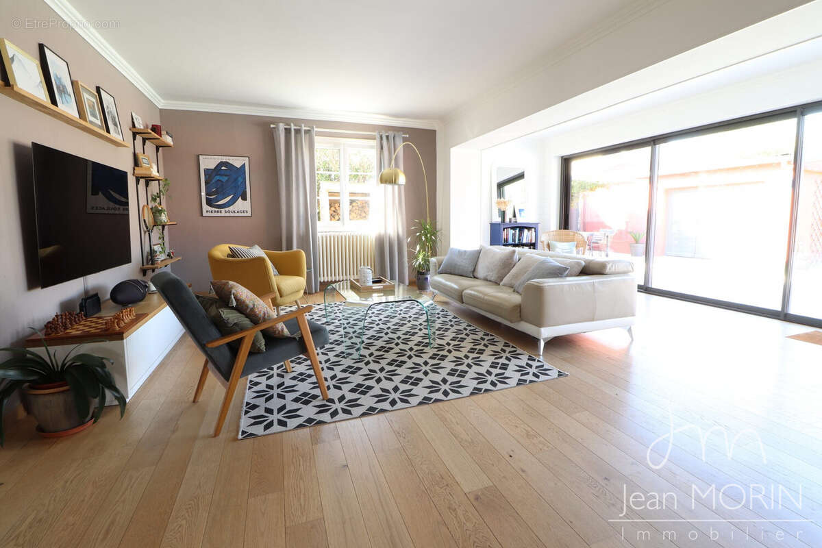 Maison à SAINT-PERAY