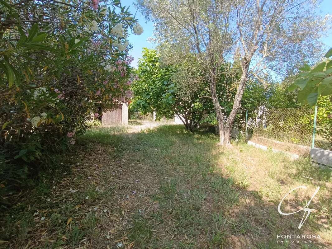 Appartement à SAINT-PAUL-EN-FORET