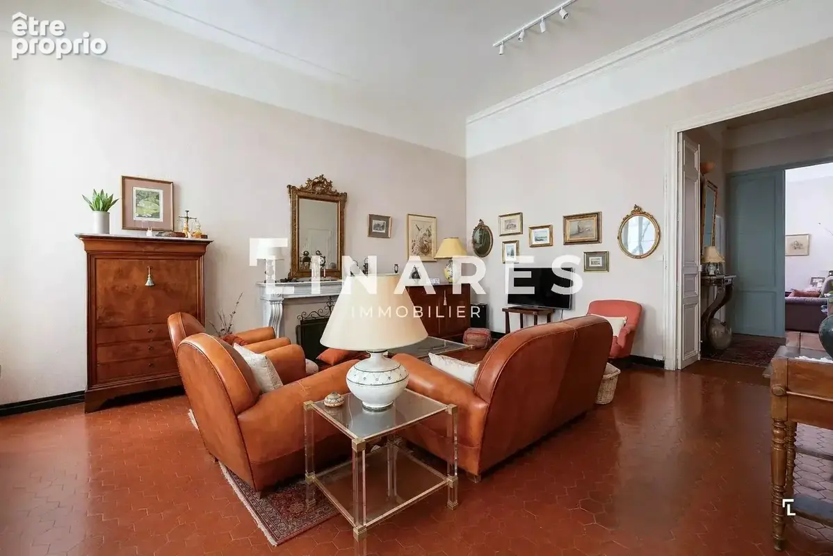 Appartement à MARSEILLE-6E
