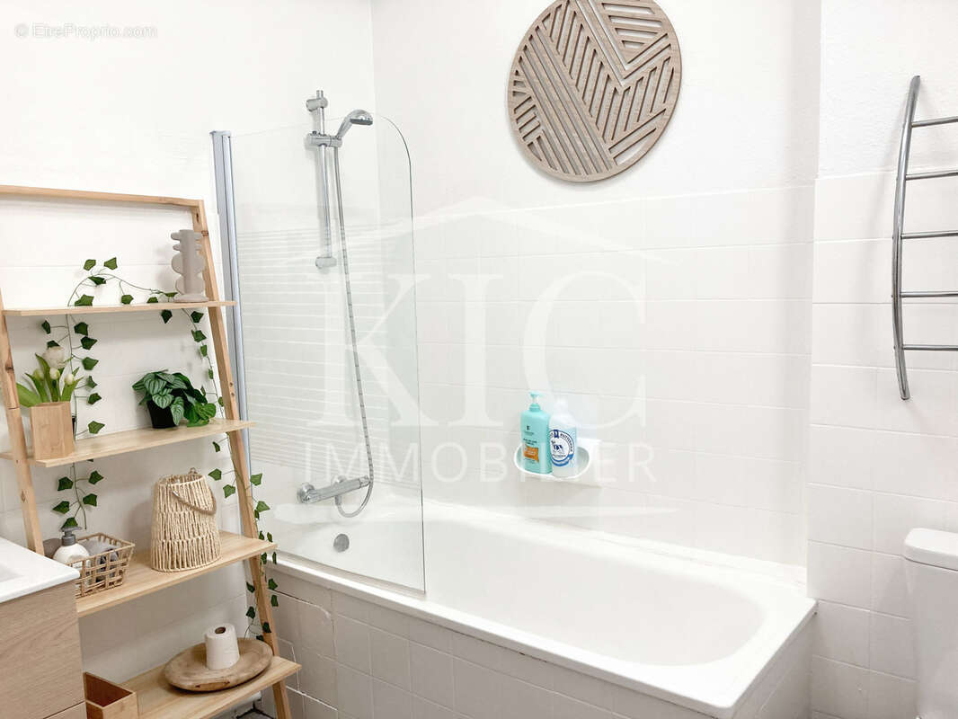 Appartement à CARCASSONNE