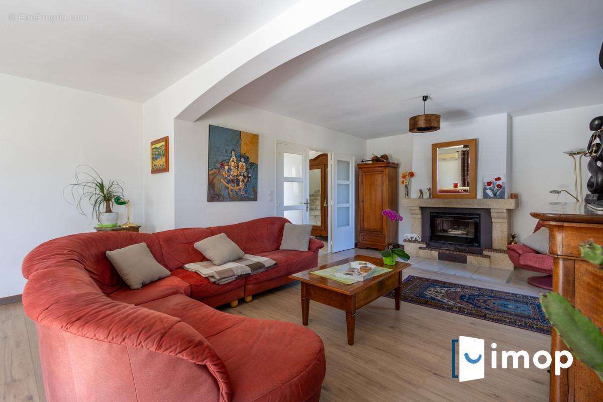 Maison à SIX-FOURS-LES-PLAGES