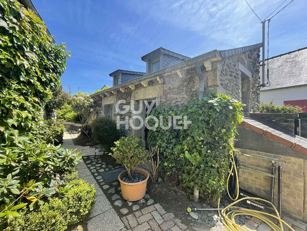 Etables sur mer : a vendre maison limite saint quay ! - photo 11