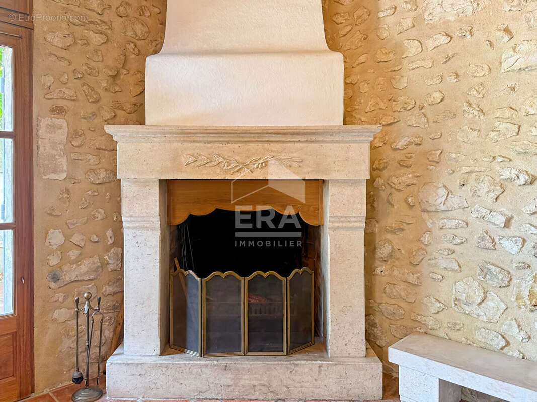 Maison à CHATEAURENARD
