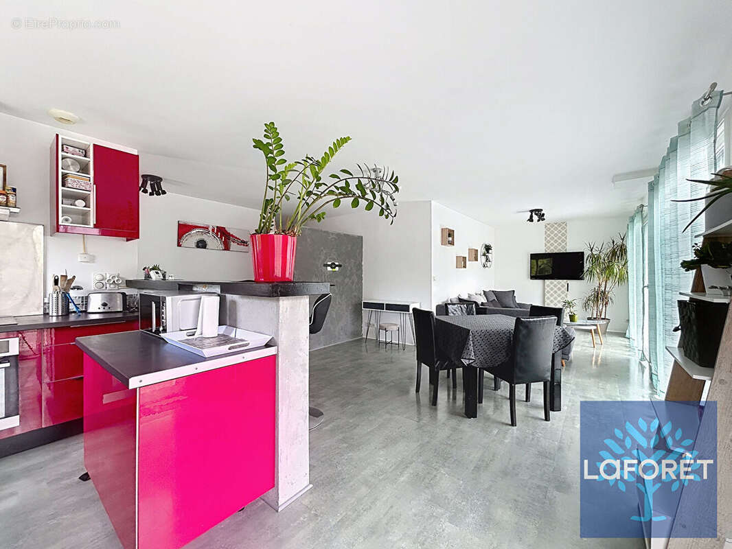 Maison à SAINT-GEOURS-DE-MAREMNE