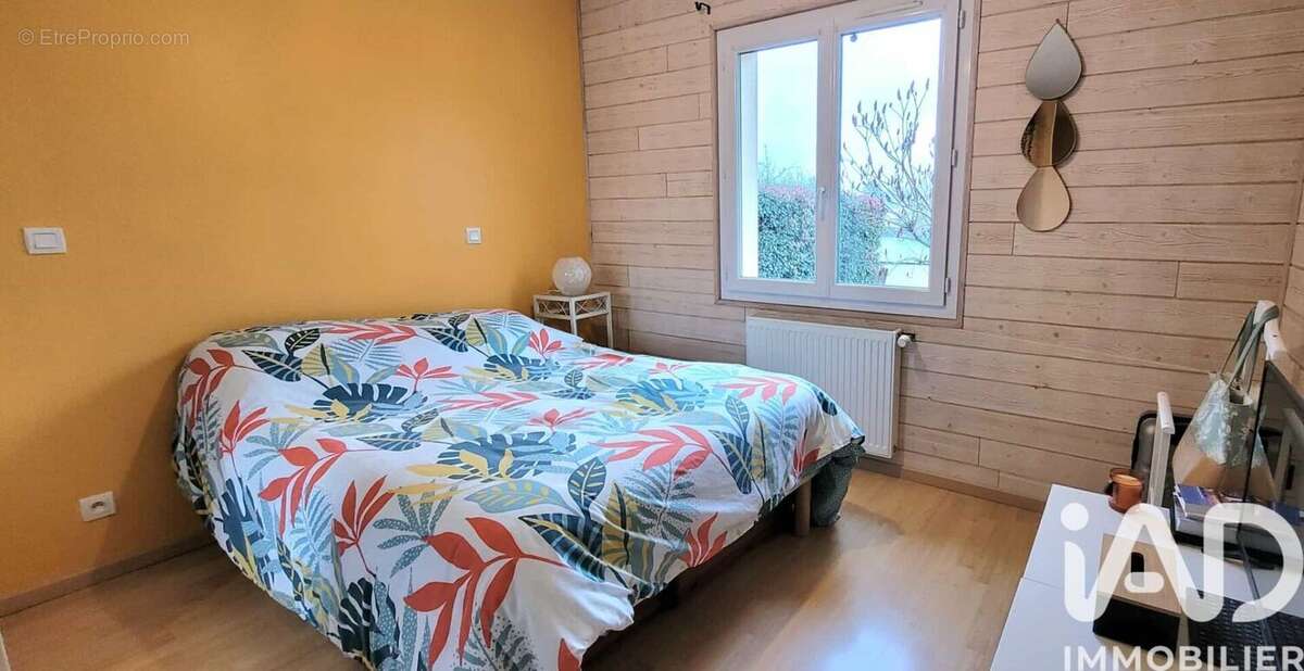 Photo 8 - Maison à ROCHES-PREMARIE-ANDILLE