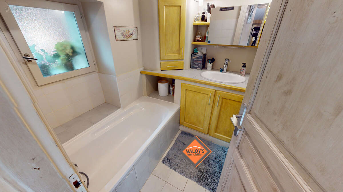 Maison à VILLEFRANCHE-SUR-SAONE