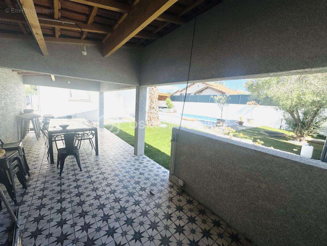 Maison à LIGNAN-SUR-ORB