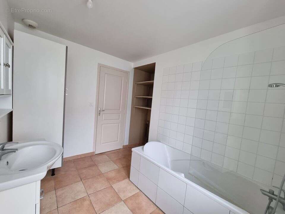 Appartement à LA CHAPELLE-MOUTILS