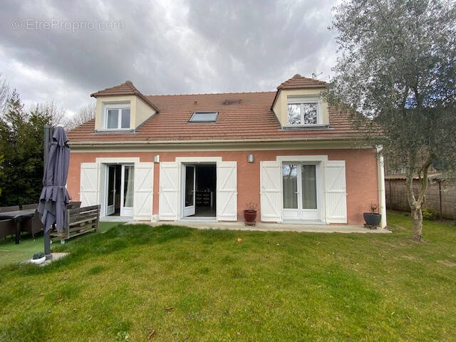 Maison à MARGENCY