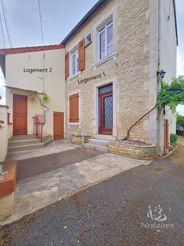 Maison à CHAUMONT