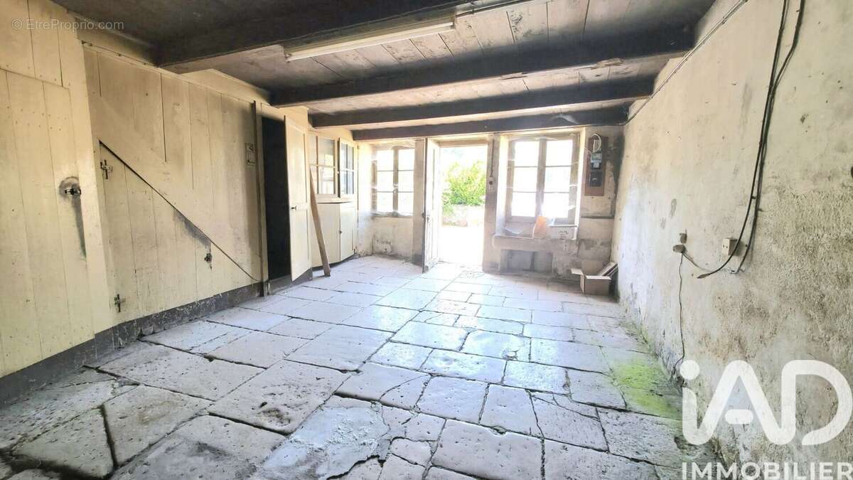 Photo 4 - Maison à ARC-EN-BARROIS