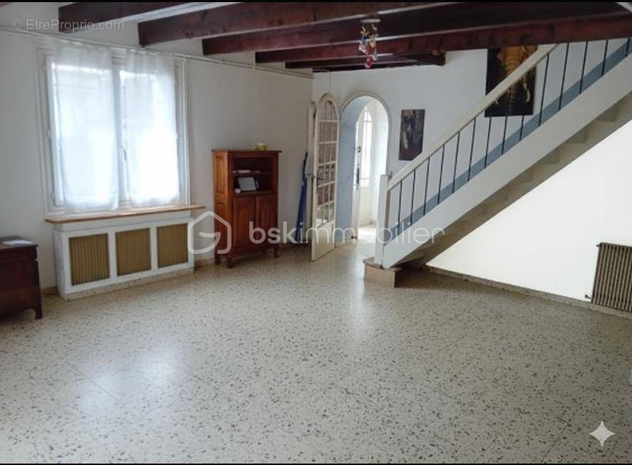 Maison à MIRAMONT-DE-QUERCY