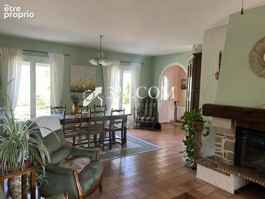 3%. com immobilier à bonnes - photo 6