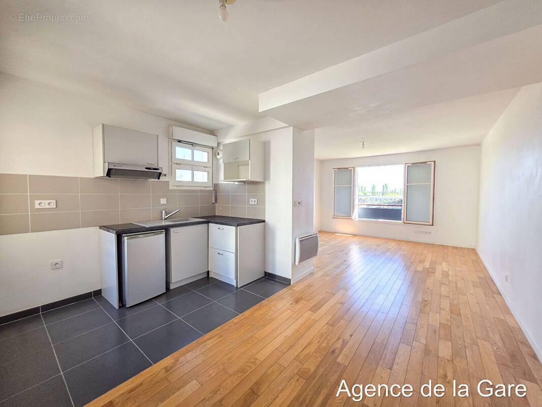 Appartement à MAISONS-LAFFITTE