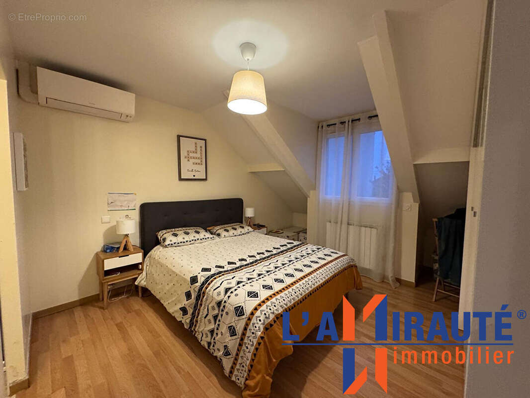 Maison à SARTROUVILLE