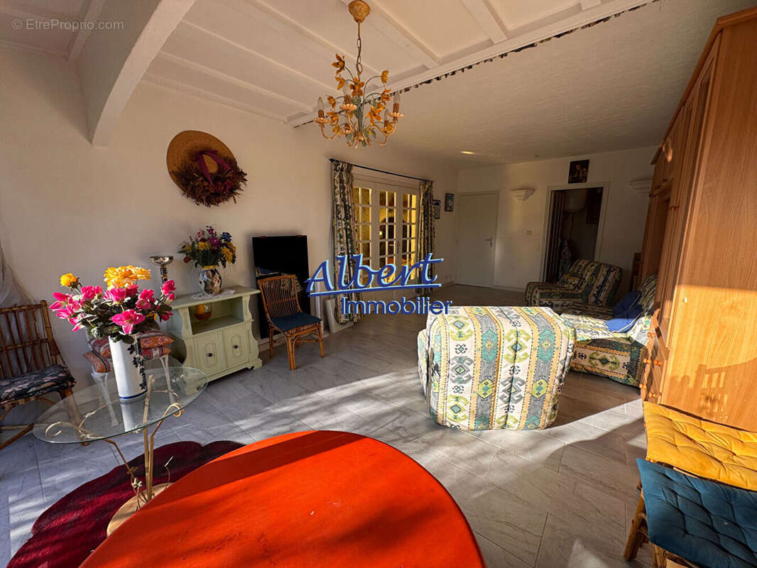 Appartement à SANARY-SUR-MER