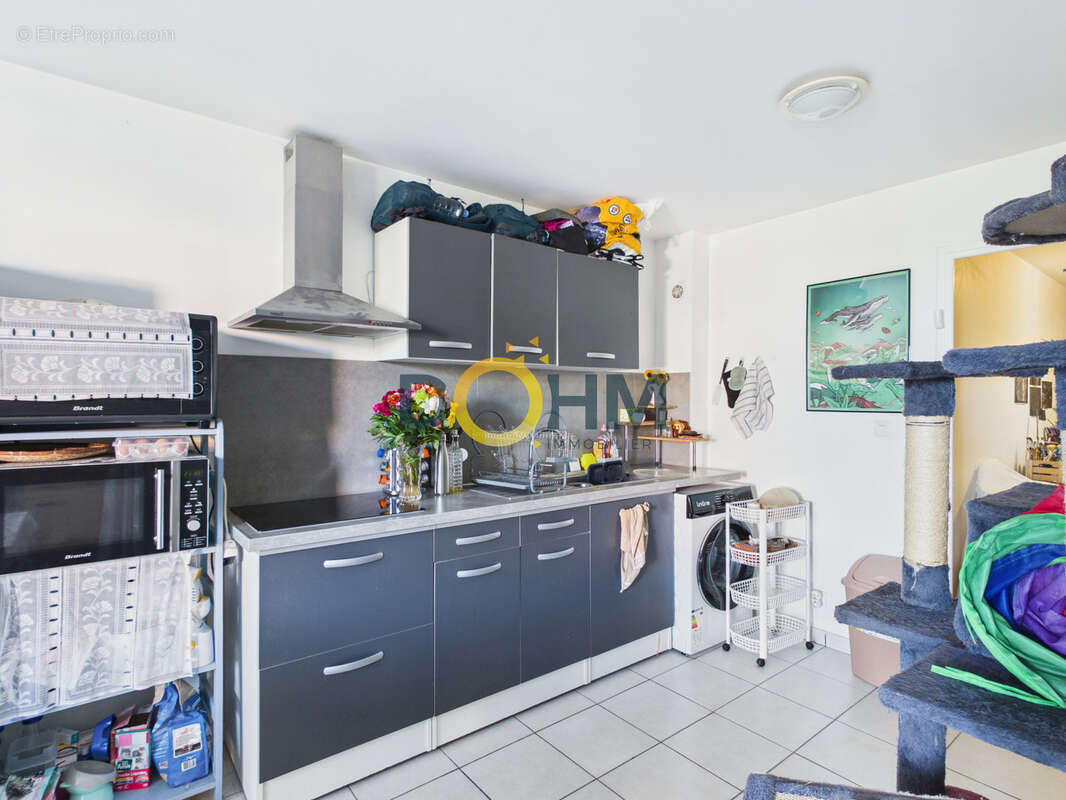 Appartement à LES AVIRONS