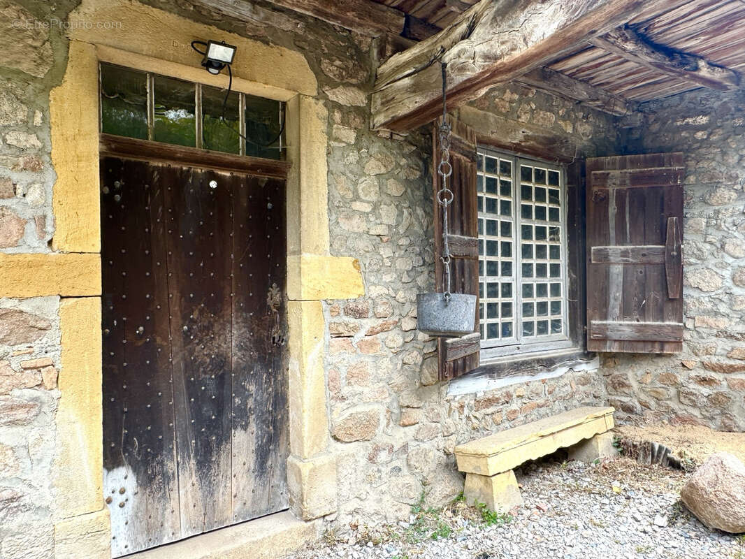 Maison à CUINZIER