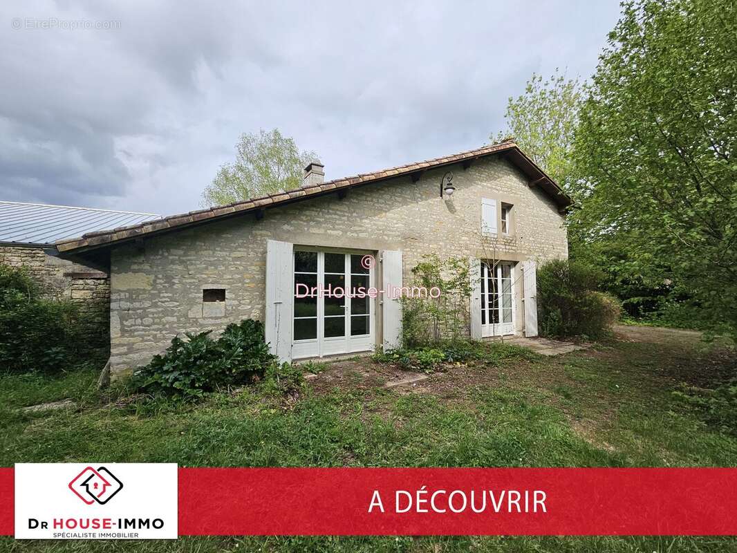 Maison à PRAHECQ