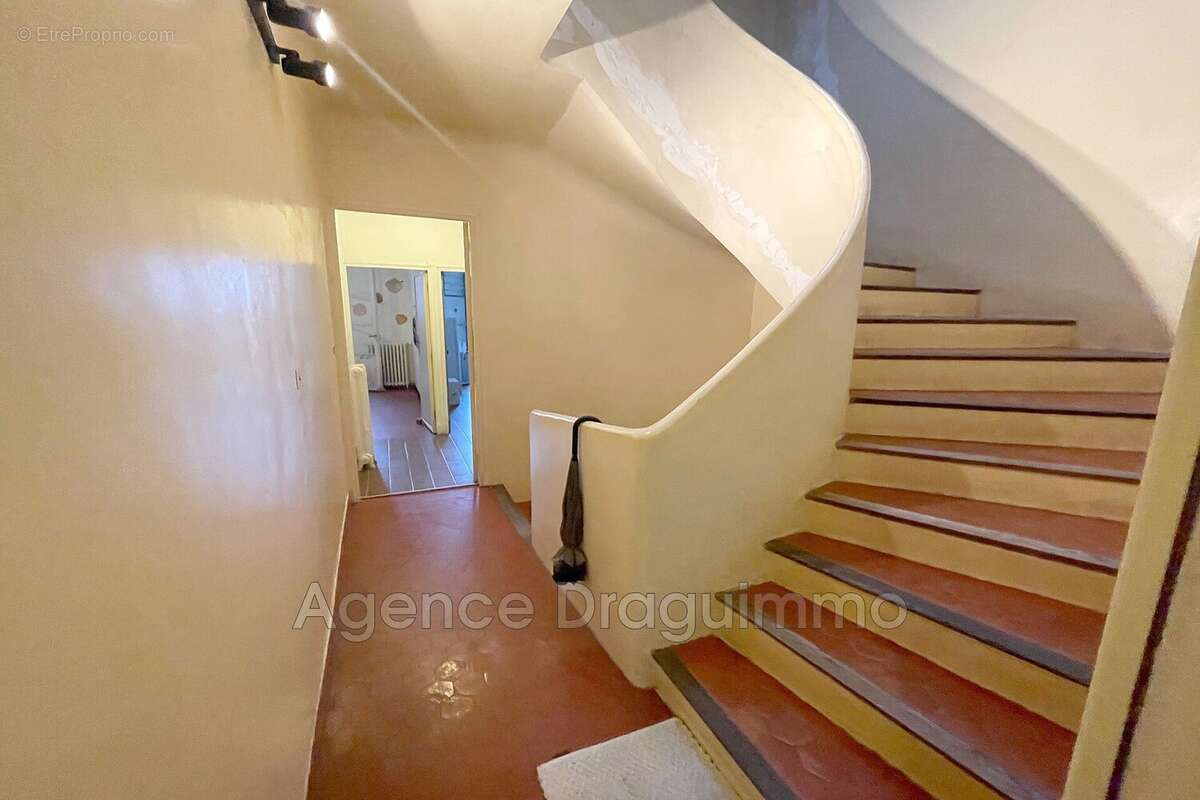 Maison à DRAGUIGNAN