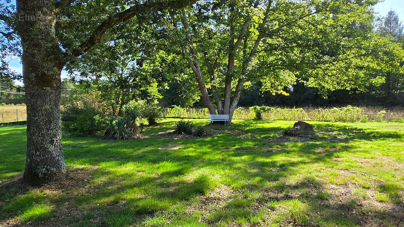 Maison à ORADOUR-SUR-GLANE