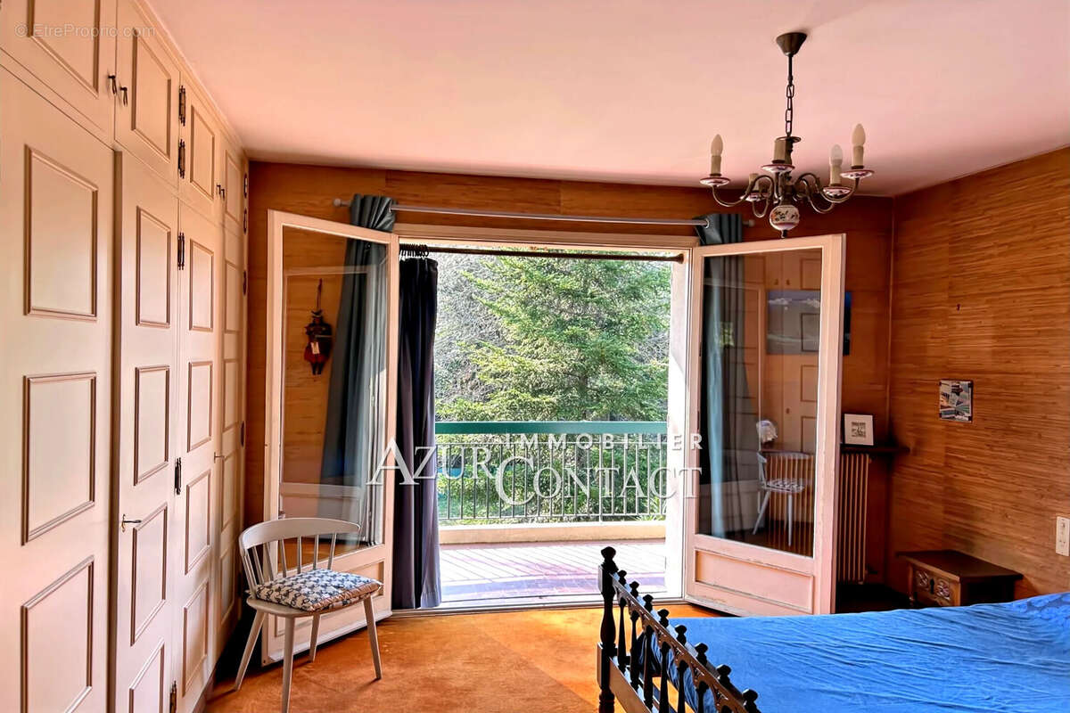 Maison à MOUGINS
