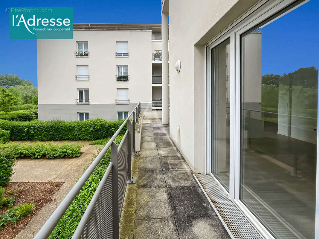Appartement à HARDRICOURT