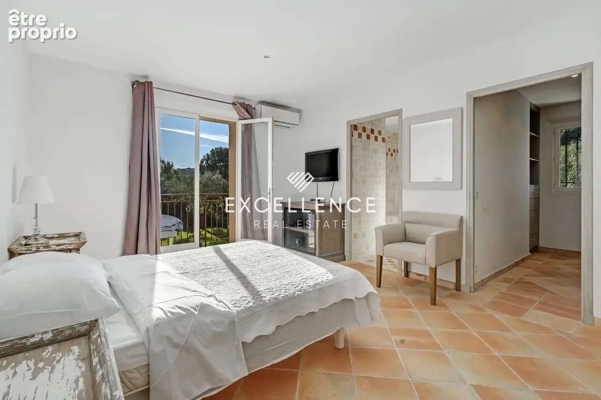 Maison 5 pièces 200 m² à vendre à Saint-Tropez (83990) - photo 7
