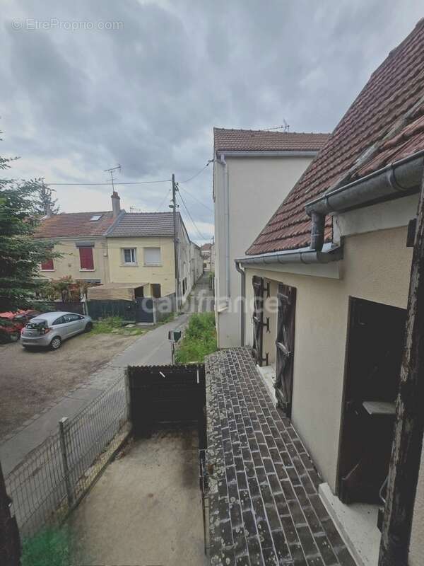 Maison à FREPILLON