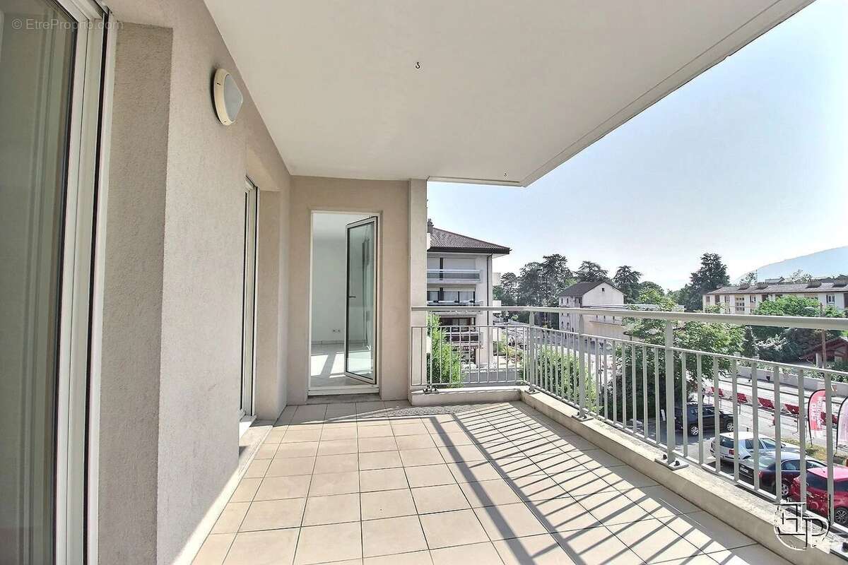 Appartement à SAINT-JULIEN-EN-GENEVOIS