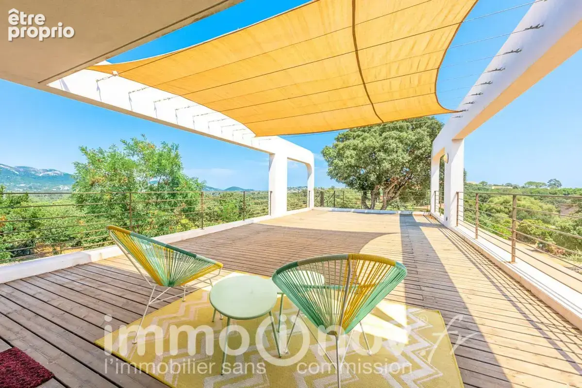 Villa de Luxe a Vendre en Corse du sud - Vue Mer et Montagnes - photo 13