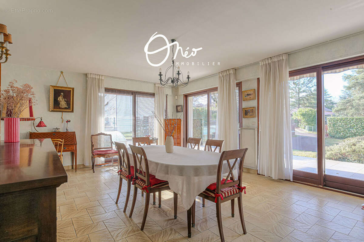 Maison à MIONS